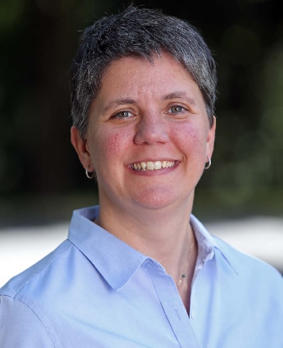 Jennifer Whitaker Headshot